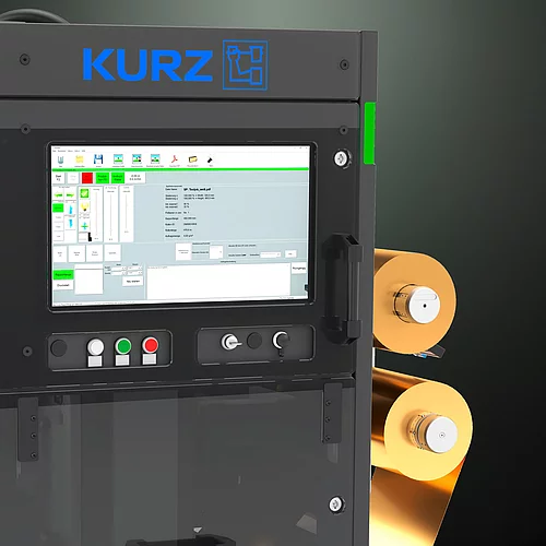 Kurz digitale Veredelungslösung Flexliner 2D mit Goldfolienrollen und Touchscreen-Schnittstelle.